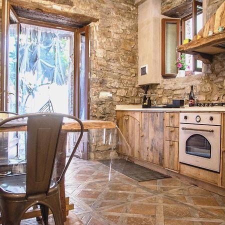 Апартаменты Il Nido Di Matilde _Monolocale Design Sul Fiume_ Rossena Экстерьер фото