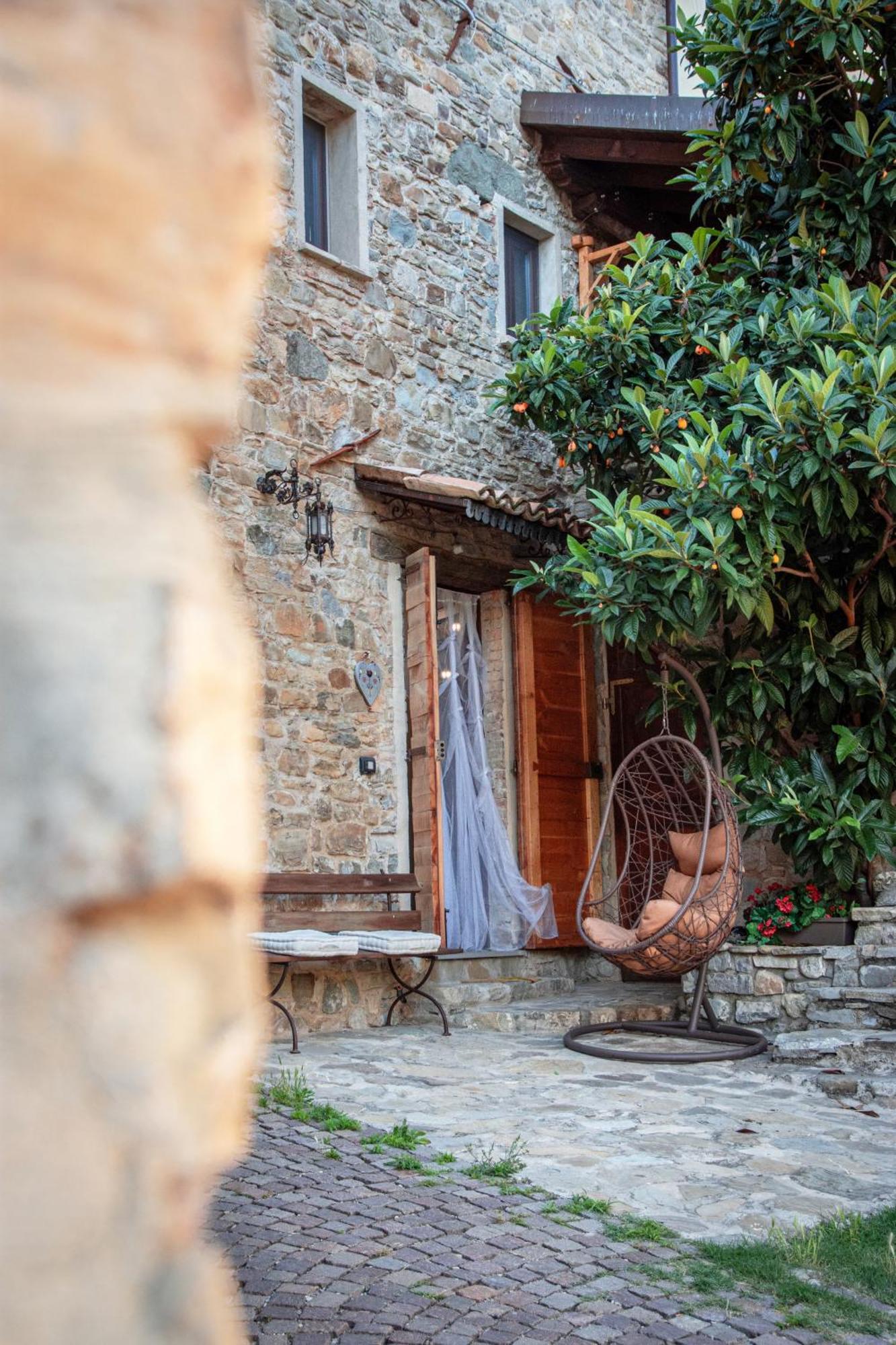 Апартаменты Il Nido Di Matilde _Monolocale Design Sul Fiume_ Rossena Экстерьер фото